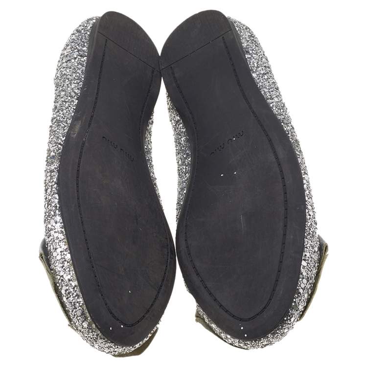 Pre Owned Miu Miu Silver Glitter And Leather Bow Embellished Ballet Flats Size 41