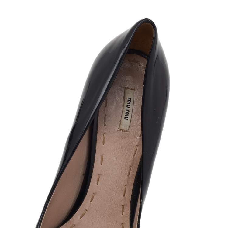 Pre Owned Miu Miu Black Patent Leather Round Toe Pumps Size 40