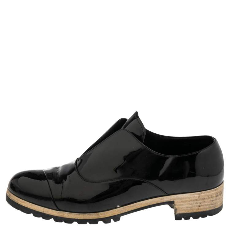 Pre Owned Miu Miu Black Patent Leather Flat Lace Up Derby Size 41