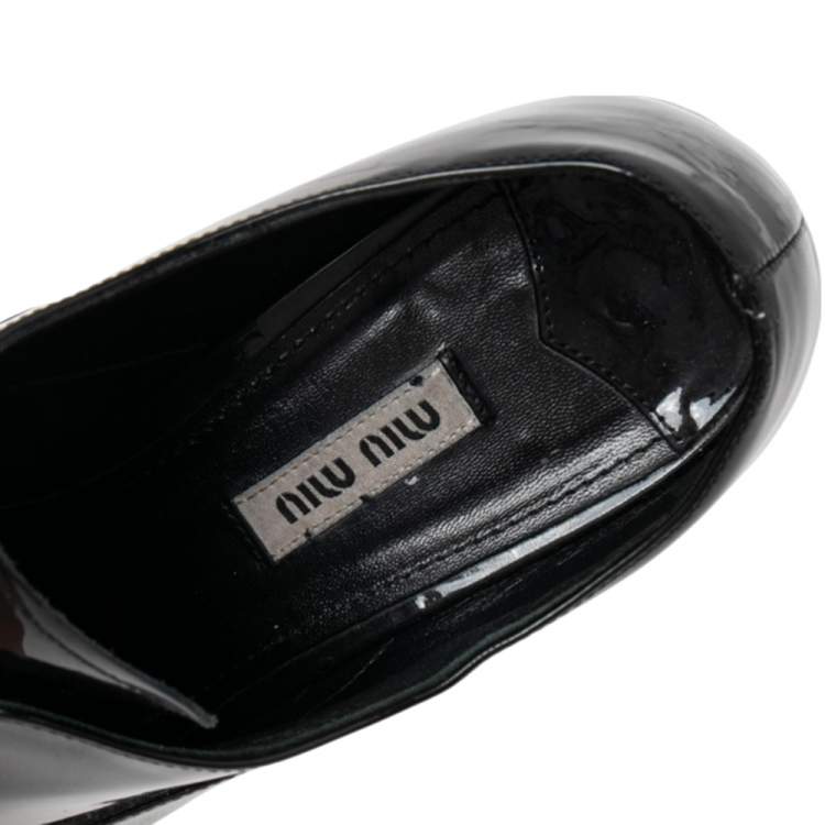 Pre Owned Miu Miu Black Patent Leather Flat Lace Up Derby Size 41