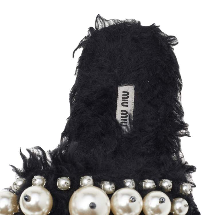 Pre Owned Miu Miu Black Fur Pearl Embellished Flat Sandals Size 37.5