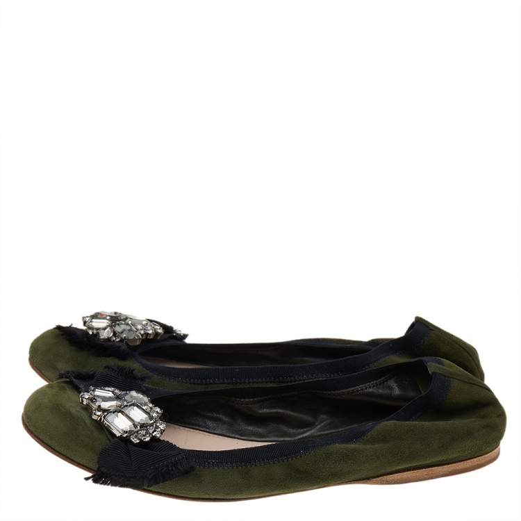 Pre Owned Miu Miu Olive Green Suede Crystal Embellished Scrunch Ballet Flats Size 38