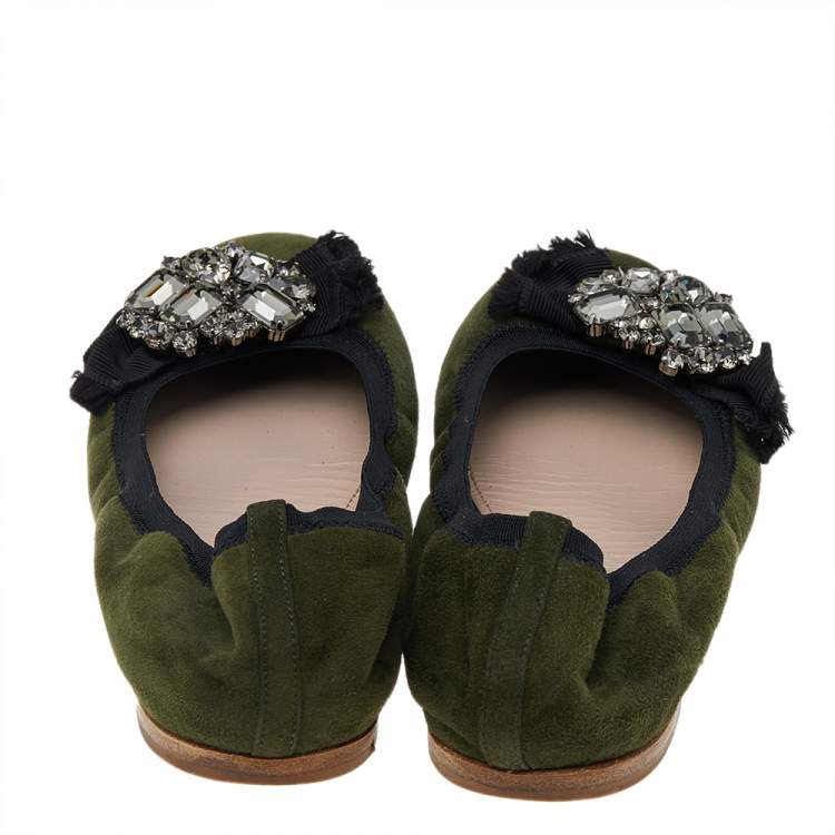 Pre Owned Miu Miu Olive Green Suede Crystal Embellished Scrunch Ballet Flats Size 38