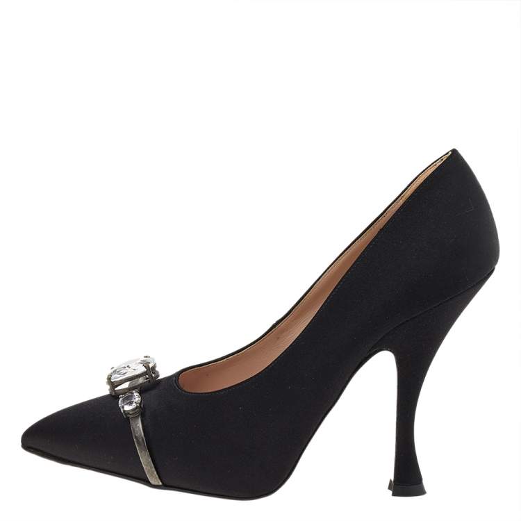 مملوكة مسبقًا Miu Miu Black Satin Crystal Embellished Pointed Toe Pumps Size 39