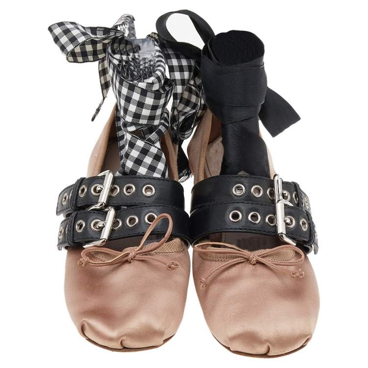 Pre Owned Miu Miu Beige/Black Leather Buckle Bow Ballet Flats Size 36