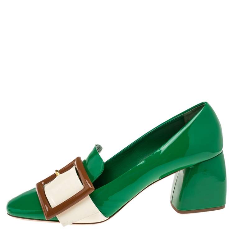 Pre Owned Miu Miu Green/Cream Patent Leather Buckle Loafer Pumps Size 41