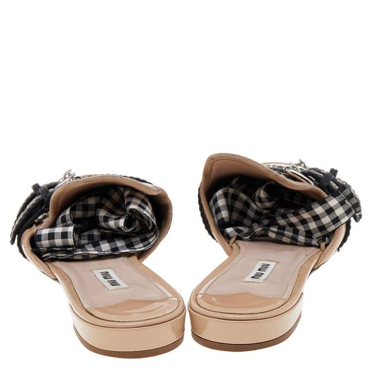 Pre Owned Miu Miu Beige Patent Leather Ankle Wrap Flat Mules Size 40