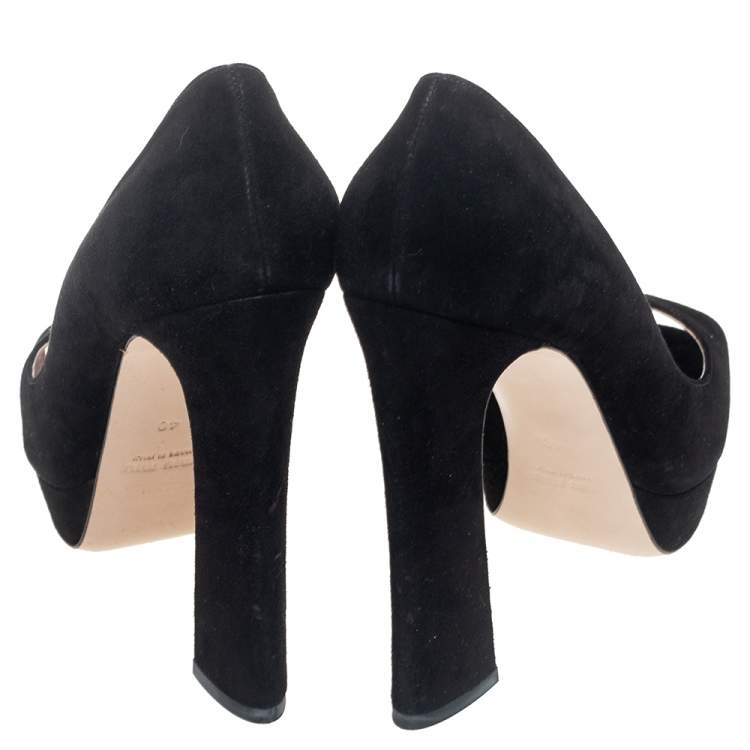 مملوكة مسبقًا Miu Miu Black Suede Peep Toe Platform Pumps Size 40