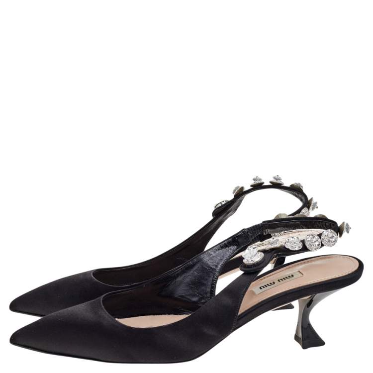 مملوكة مسبقًا Miu Miu Black Satin Crystal Embellished Slingback Sandals Size 40