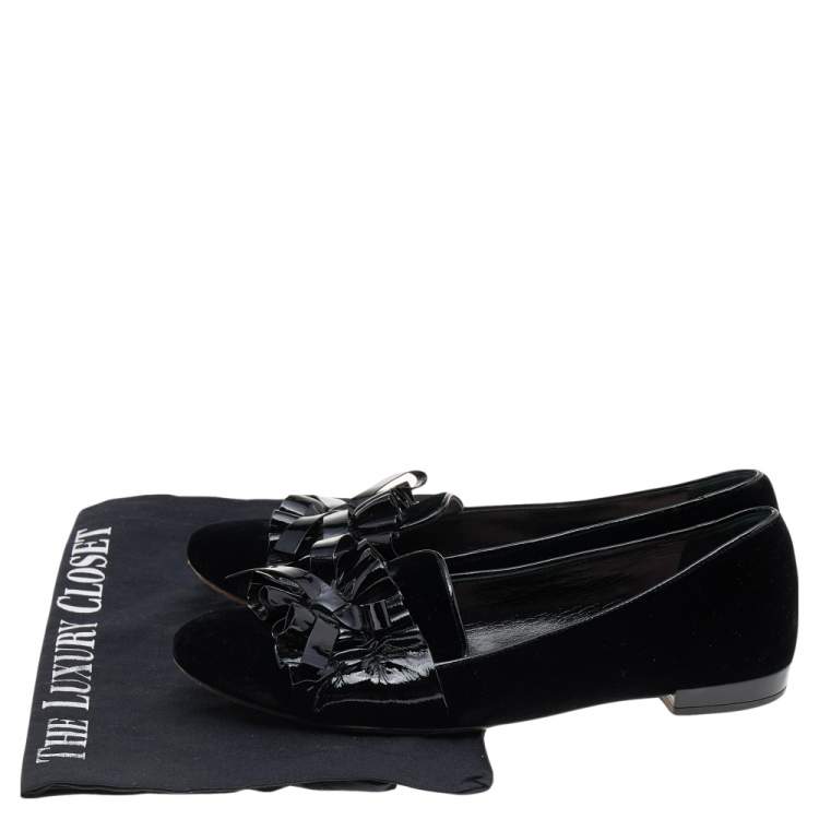 Pre Owned Miu Miu Black Velvet and Patent Leather Ballet Flats Size 35.5