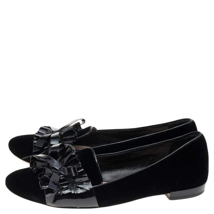Pre Owned Miu Miu Black Velvet and Patent Leather Ballet Flats Size 35.5