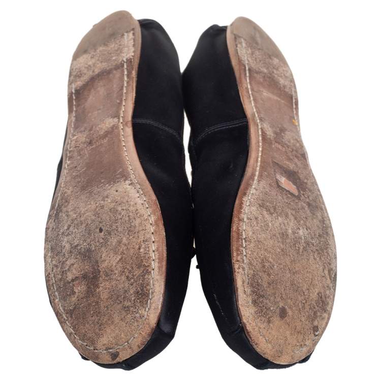 مملوكة مسبقًا Miu Miu Black Satin Embellished Strap Ballet Flats Size 39 