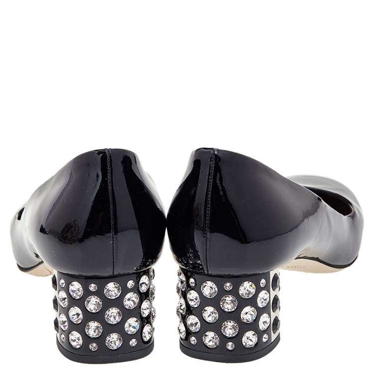 مملوكة مسبقًا Miu Miu Black Patent Leather Crystal Embellished Block Heel Pumps Size 37.5