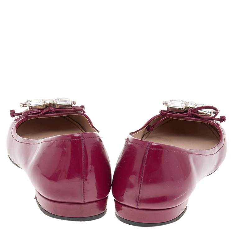 Pre Owned Miu Miu Burgundy Patent Leather Crystal Embellished Ballet Flats Size 38