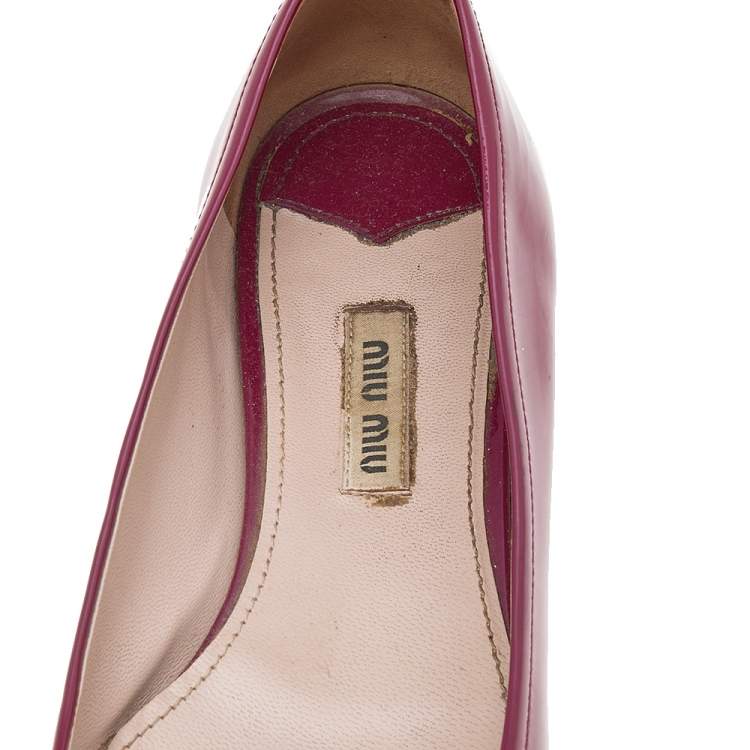 Pre Owned Miu Miu Burgundy Patent Leather Crystal Embellished Ballet Flats Size 38
