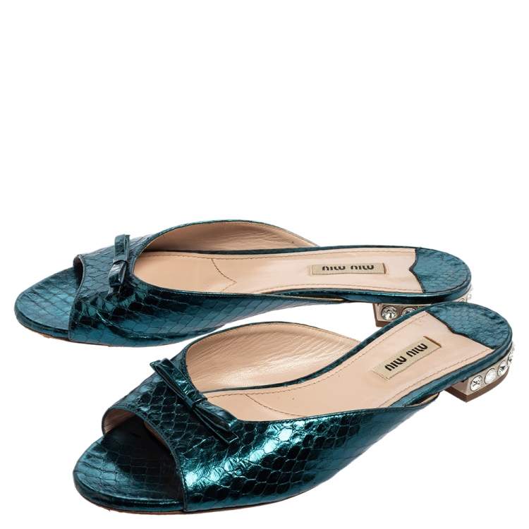 Pre Owned Miu Miu Metallic Blue Python Embossed Leather Bow Detail Flat Sandals Size 39