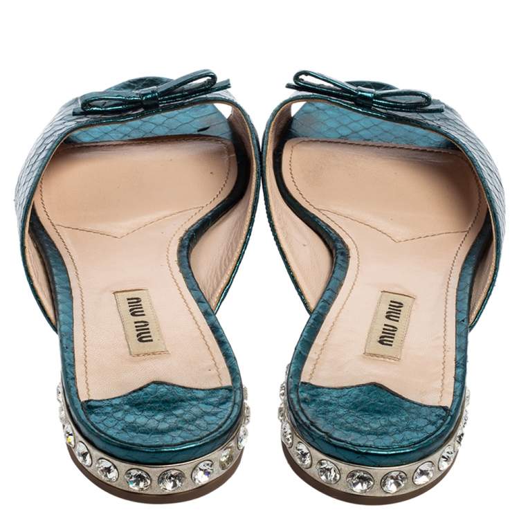 Pre Owned Miu Miu Metallic Blue Python Embossed Leather Bow Detail Flat Sandals Size 39