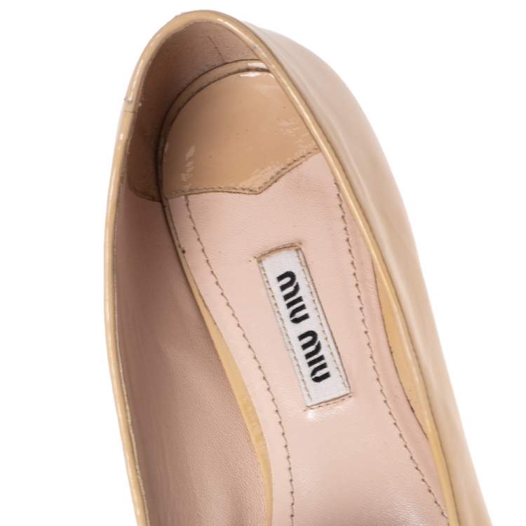 Pre Owned Miu Miu Beige Patent Leather Crystal Embellished Smoking Slippers Size 38