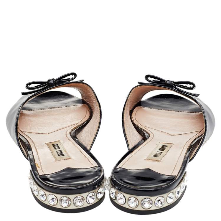 Pre Owned Miu Miu Black Patent Leather Bow Embellished Flat Slides Size 36