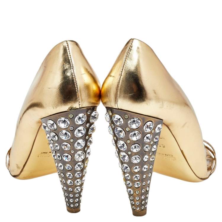 Pre Owned Miu Miu Metallic Gold Leather Crystal Embellished Pumps Size 38.5