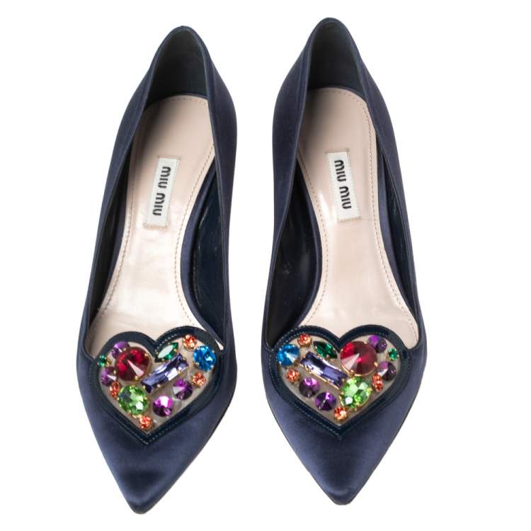 Pre Owned Miu Miu Navy Blue Satin Crystal Embellished Heart Pointed Toe Pumps Size 37.5