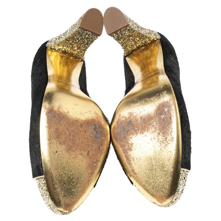 Pre Owned Miu Miu Black/Gold Calf Hair And Coarse Glitter Cap-Toe Block Heel Pumps Size 40