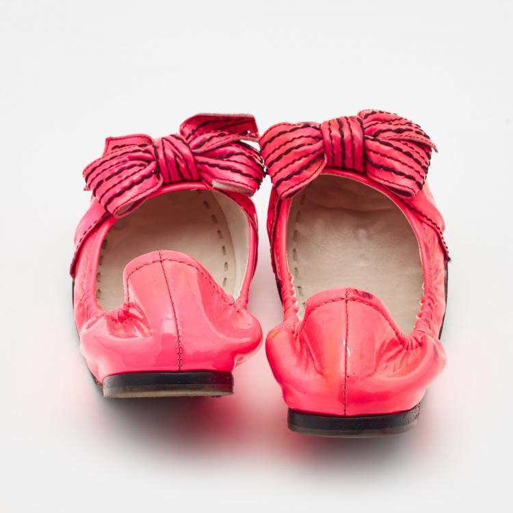 Pre Owned Miu Miu Pink Patent Leather Bow Scrunch Ballet Flats Size 37