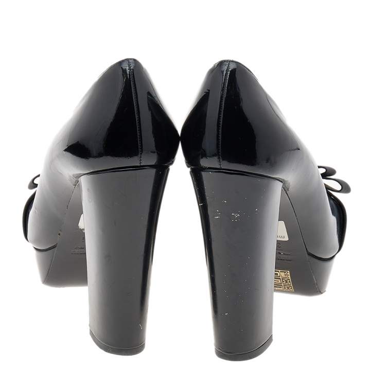 Pre Owned Miu Miu  Black Leather Block Heel Pumps Size 39.5