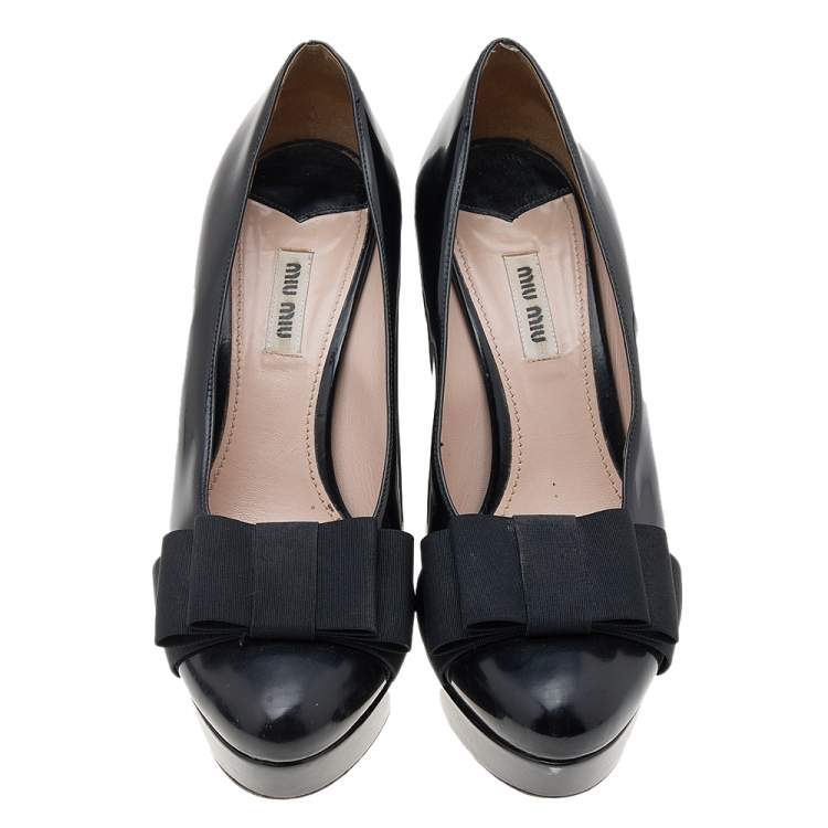 Pre Owned Miu Miu  Black Leather Block Heel Pumps Size 39.5