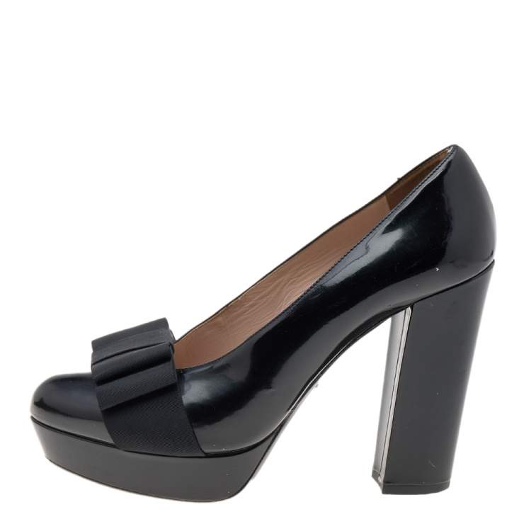 Pre Owned Miu Miu  Black Leather Block Heel Pumps Size 39.5