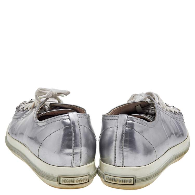 Pre Owned Miu Miu Silver Patent Leather Crystal Embellished Low Top Sneakers Size 40