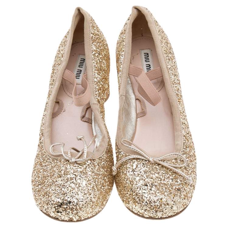 Pre Owned Miu Miu Beige/Gold Glitter Bow Pumps Size 36