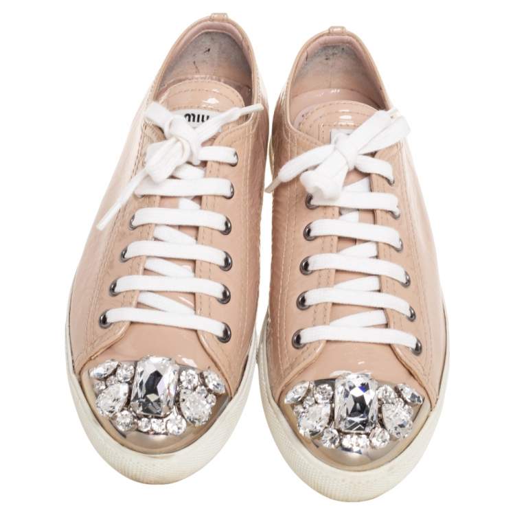 مملوكة مسبقًا Miu Miu Beige Patent Leather Crystal Embellished Cap Toe Lace-Up Sneakers Size 38