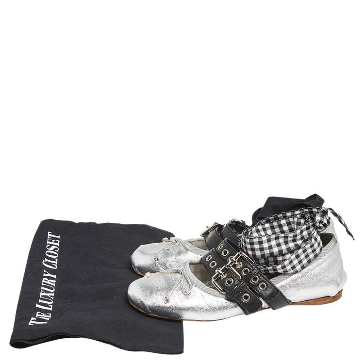 Pre Owned Miu Miu Silver/Black Leather Tie Up Ballet Flats Size 37.5