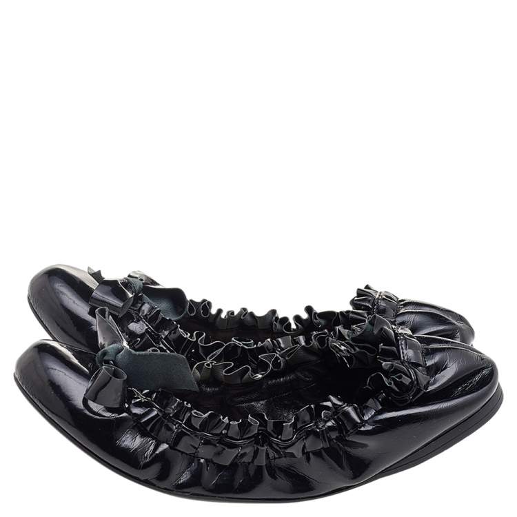 Pre Owned Miu Miu Black Patent Leather Scrunch Bow Ballet Flats Size 35.5