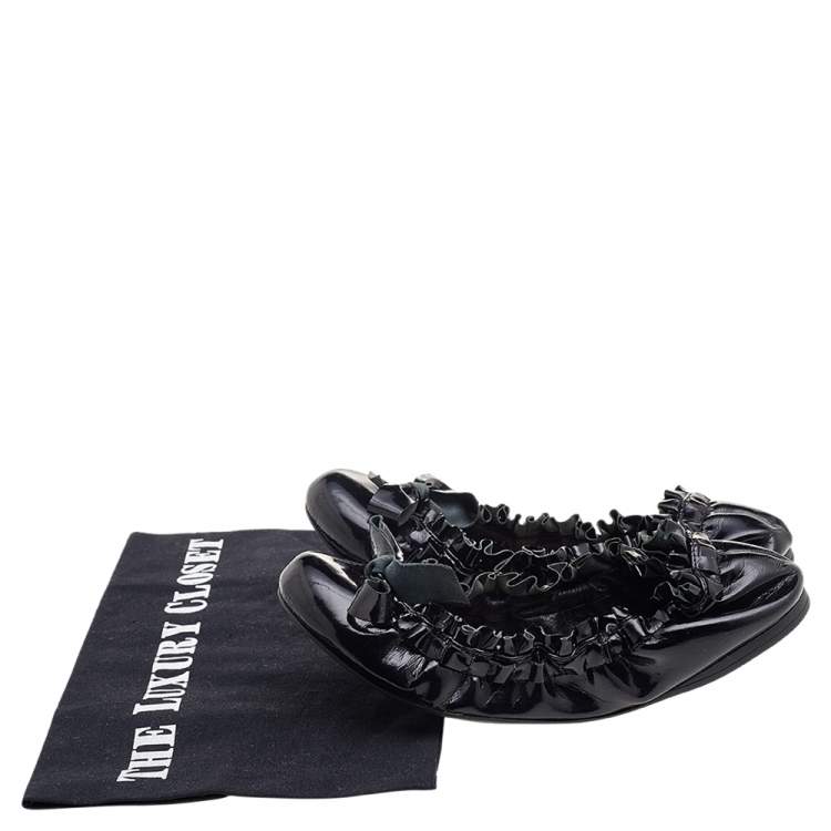 Pre Owned Miu Miu Black Patent Leather Scrunch Bow Ballet Flats Size 35.5