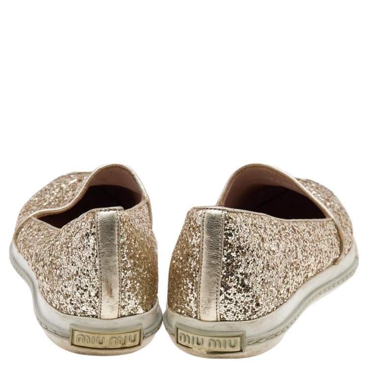 Pre Owned Miu Miu Gold Glitter And Metal Cap Toe Slip On Sneakers Size 35