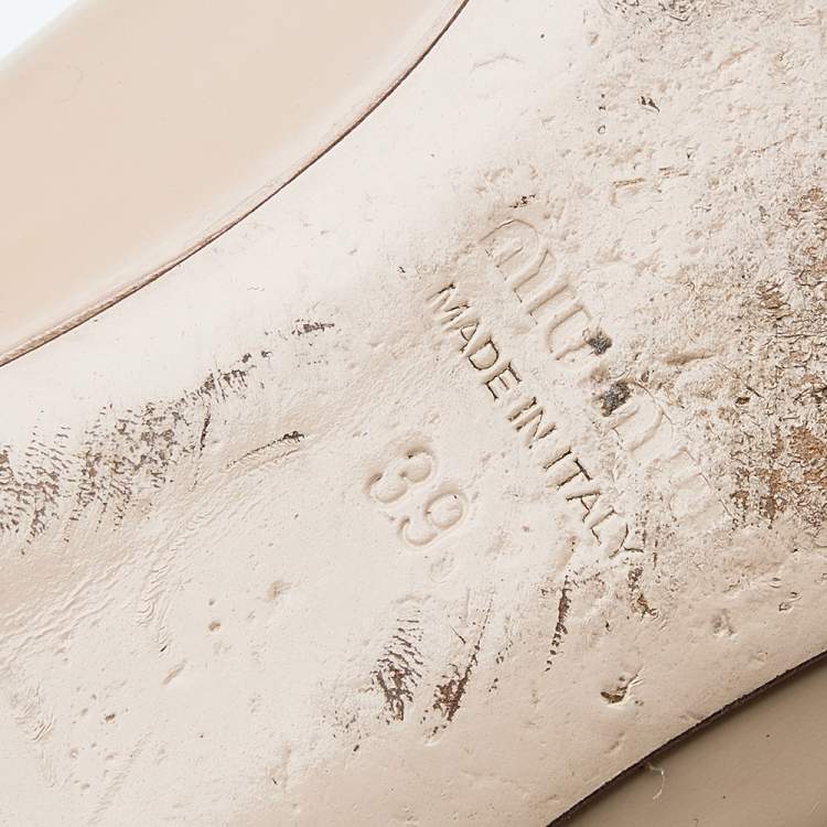 Pre Owned Miu Miu Beige Patent Leather Crystal Embellished Bow Smoking Slippers Size 39