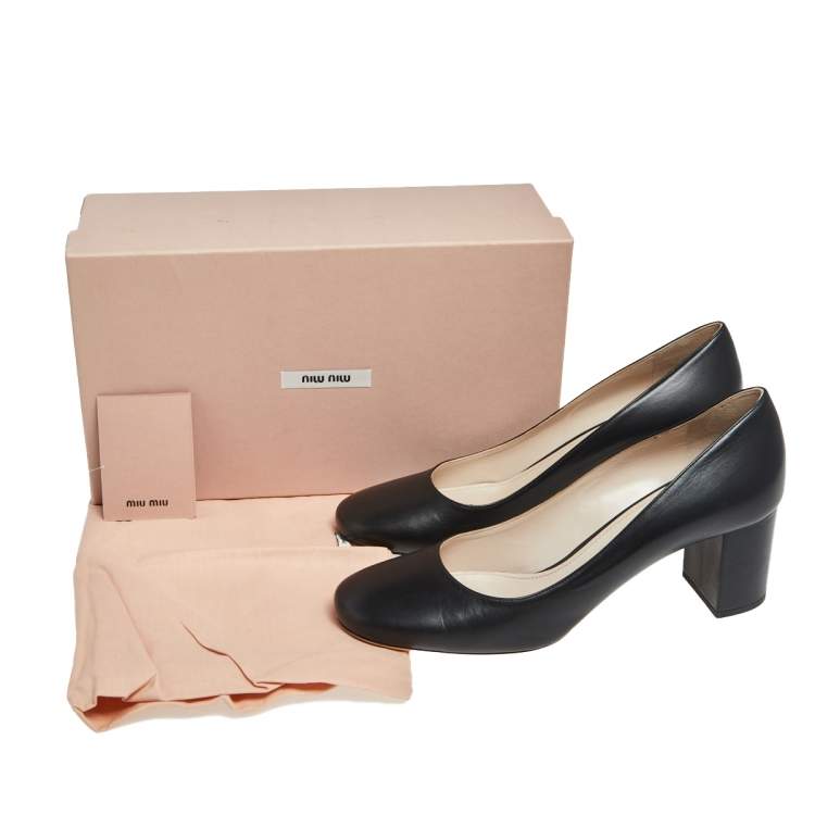 Pre Owned Miu Miu Black Leather Block Heel Pumps Size 40