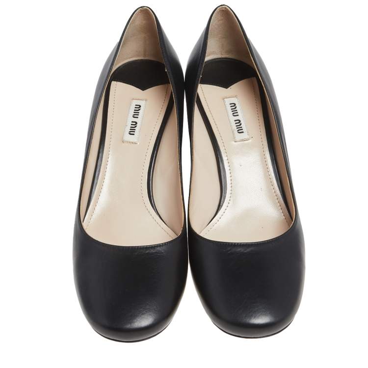 Pre Owned Miu Miu Black Leather Block Heel Pumps Size 40