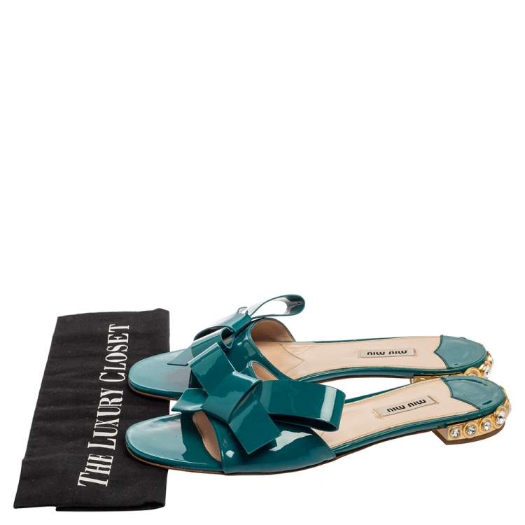 Pre Owned Miu Miu Green Patent Leather Embellished Bow Slide Sandals Size 41