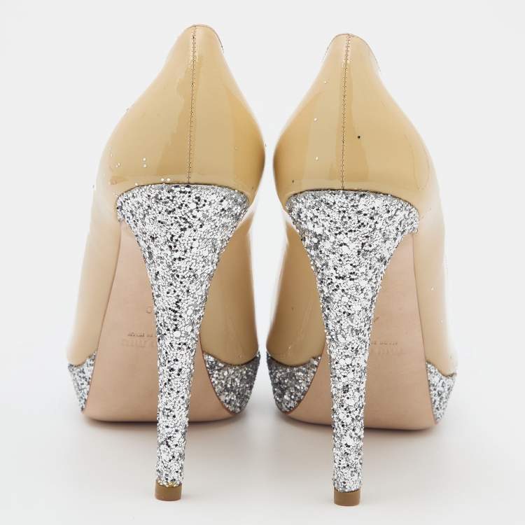 Pre Owned Miu Miu Beige/Silver Patent Leather and Glitter Peep Toe Platform Pumps Size 40