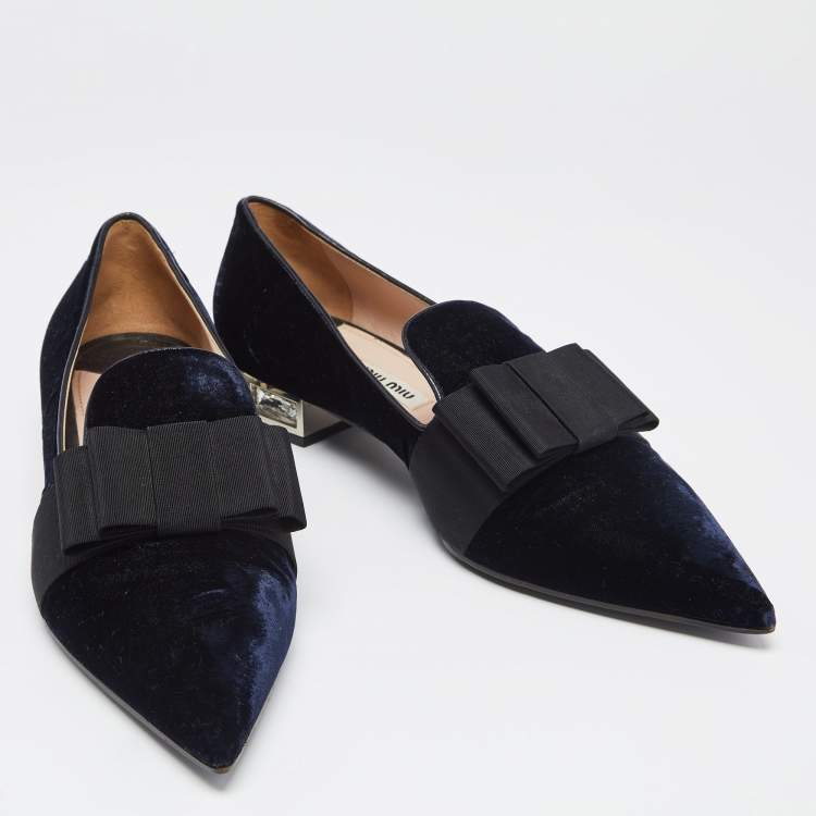 Pre Owned Miu Miu Navy Blue Velvet Bow Pointed Toe Loafers Size 40
