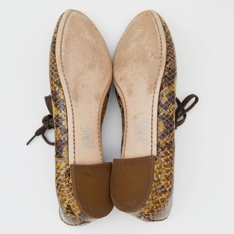 Pre Owned Miu Miu Yellow/Brown Snakeskin Embossed Patent Leather Derby Size 39