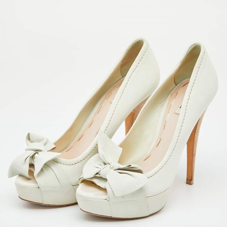 Pre Owned Miu Miu White Leather Bow Platform Pumps Size 37.5