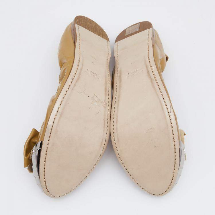 Pre Owned Miu Miu Beige Patent Leather Crystal Bow Embellished Cap Toe Ballet Flats Size 41