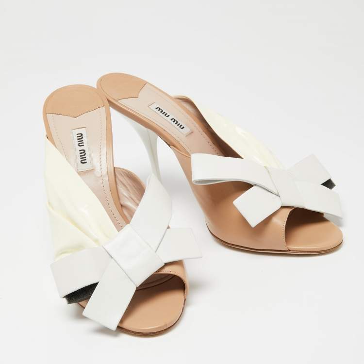 Pre Owned Miu Miu Tri-Color Ruched Patent and Leather Bow Open-Toe Mules Size 40