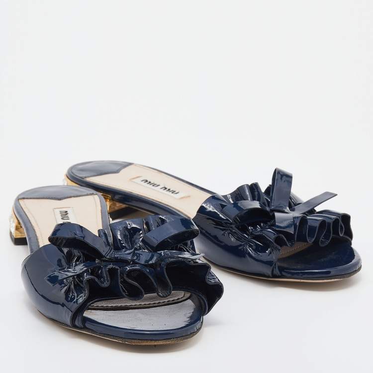 Pre Owned Miu Miu Navy Blue Patent Leather Bow Crystal Embellished Heel Slide Sandals Size 37