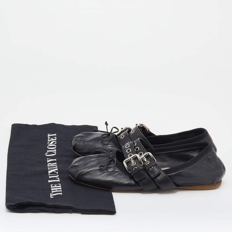 Pre Owned Miu Miu Black Leather Buckle Ballet Flats Size 38