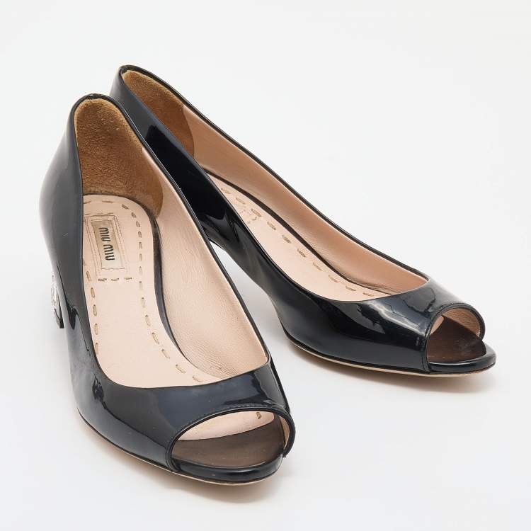 Pre Owned Miu Miu Black Patent Leather Crystal Embellished Block Heel Peep Toe Pumps Size 36